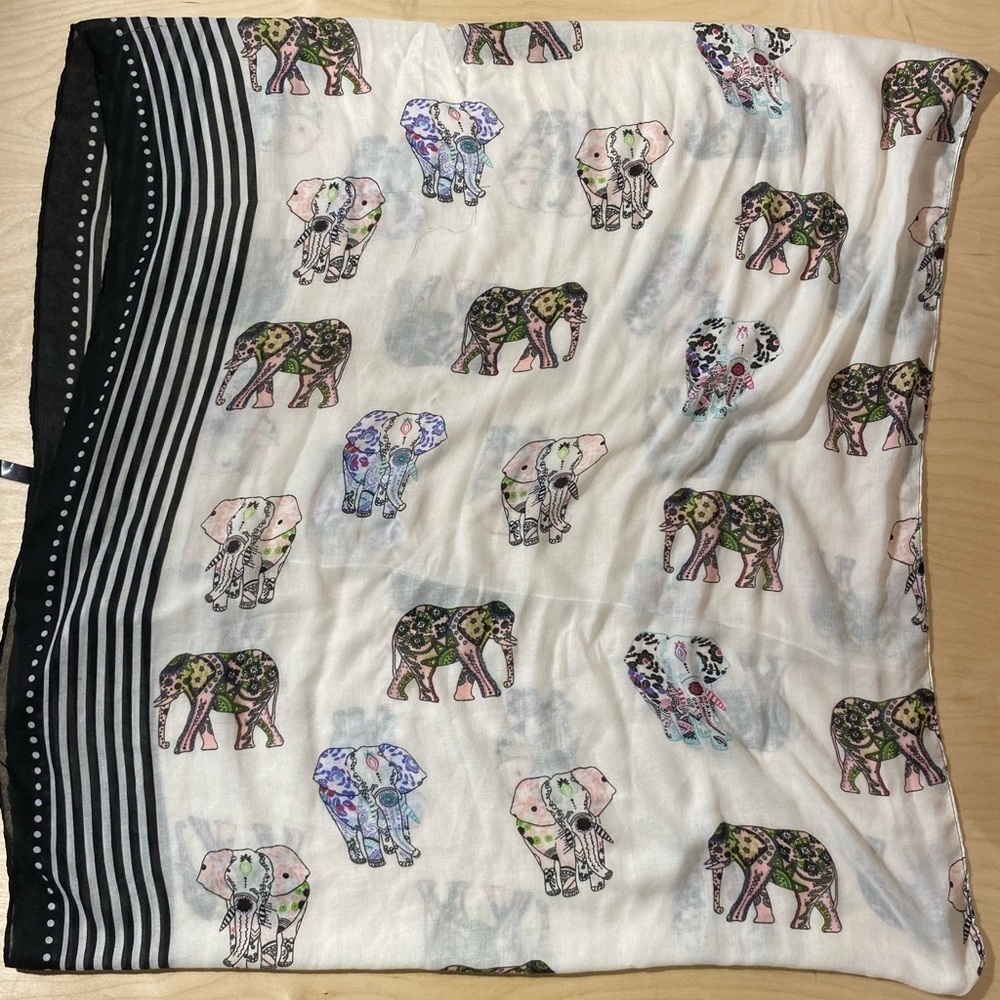 Infinity Scarf Elephant Designs (IM)